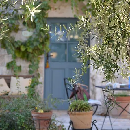 فندق مبيت وإفطار Trulli Gallo Rosso مارتينا فرانكا