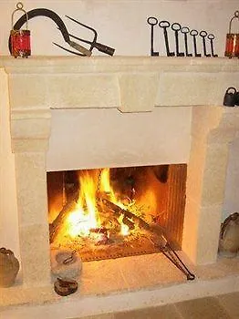 فندق مبيت وإفطار Trulli Gallo Rosso 3*