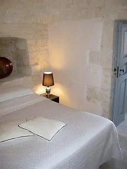 Trulli Gallo Rosso